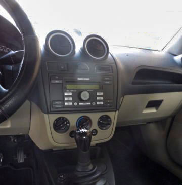 Ford Fiesta Radio 2005-2008.jpg
